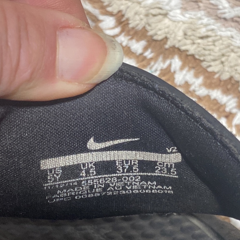Nike Slides Black Youth​​​ - Picture 4 of 7